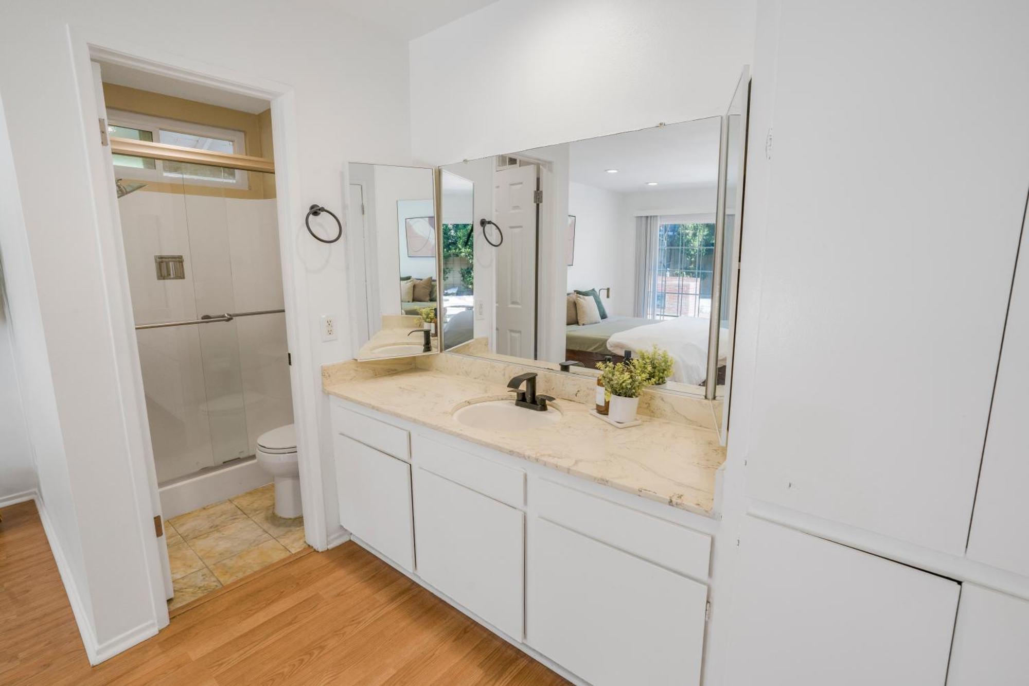 Spacious House, Central, Amenities Hébergement de vacances *
