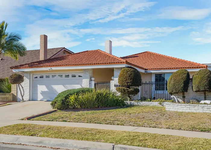 Spacious House, Central, All Amenities